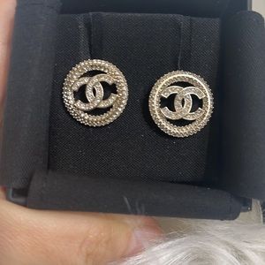 Chanel earrings cc crystal circle